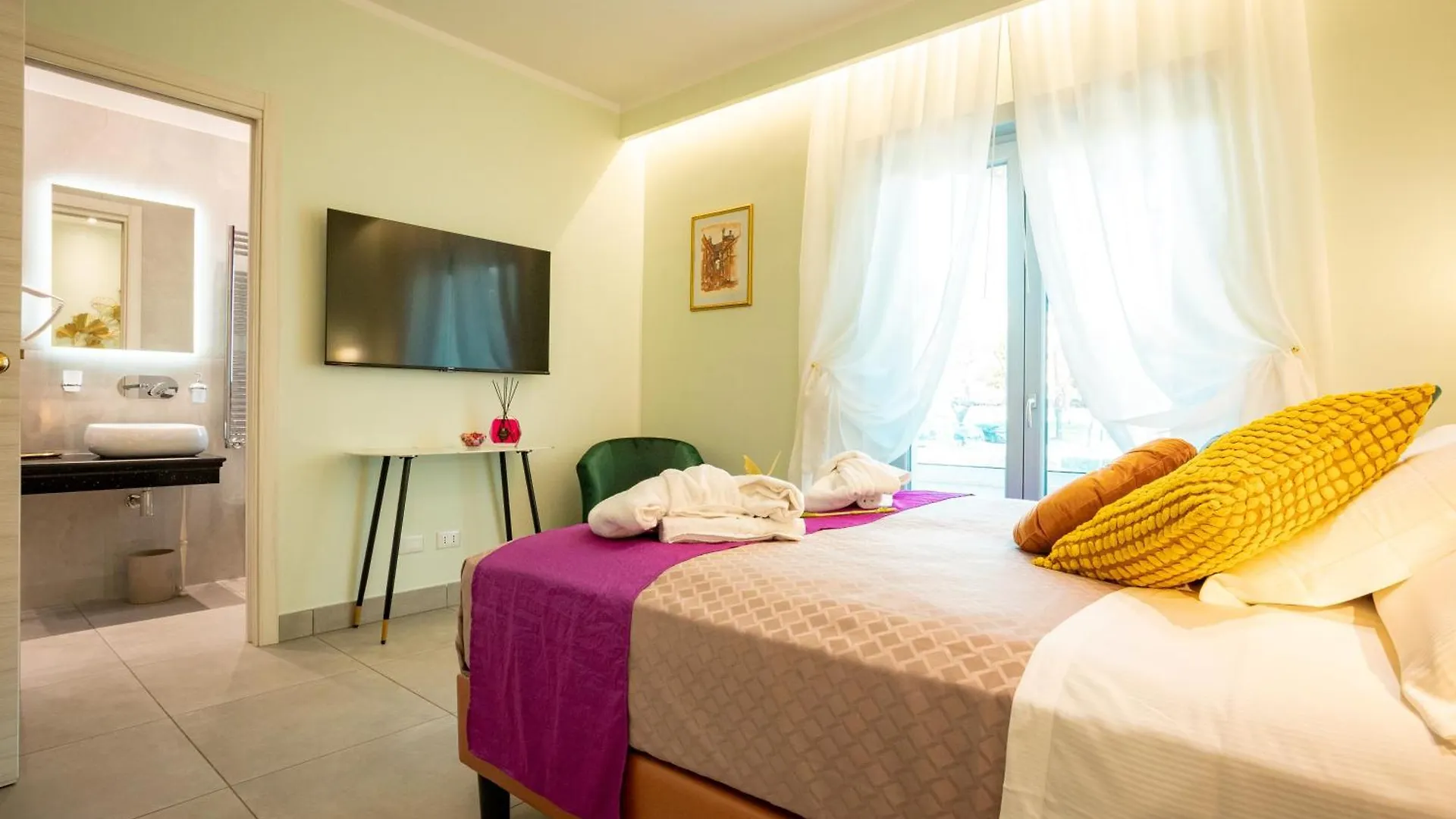Twins Royal Suite Rome Italy